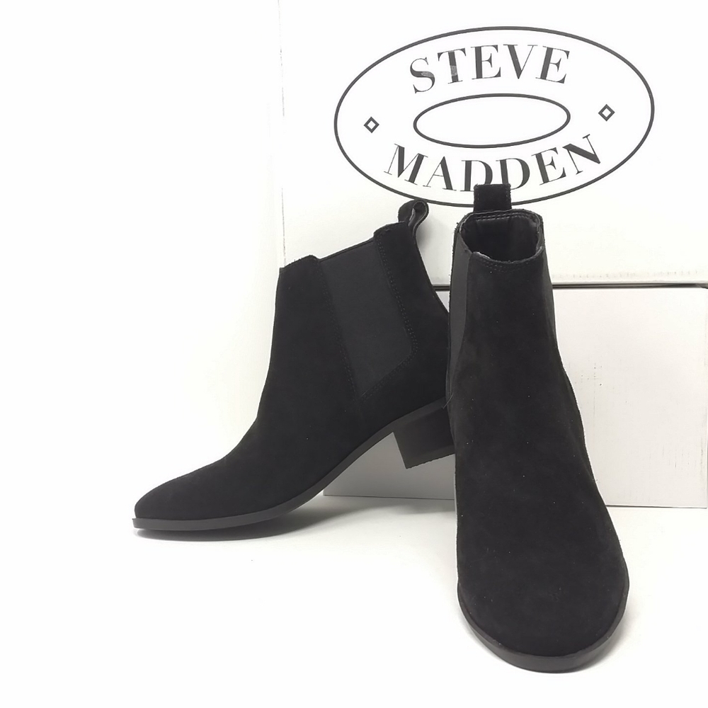 Steve Madden Dover Black Suede Ankle Boots